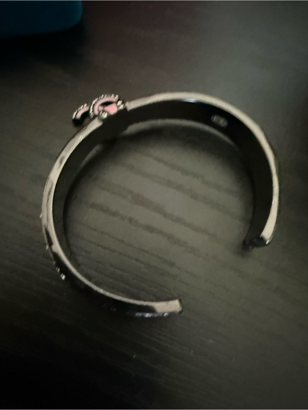 CHANEL Pink Bracelet with CC Logo and Rhinestones - Picture 4 of 4